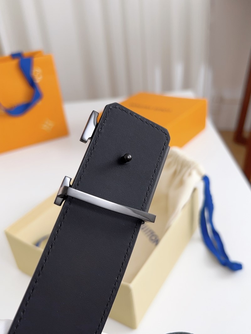 l0vis Vvtt0n belts